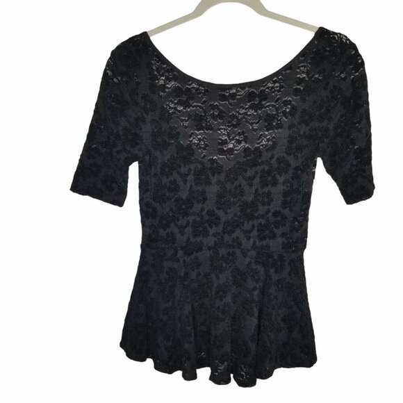 Free People Chenille Top Size Small Black Lace Peplum‎ Top Scoop Neck On Back - Picture 3 of 9